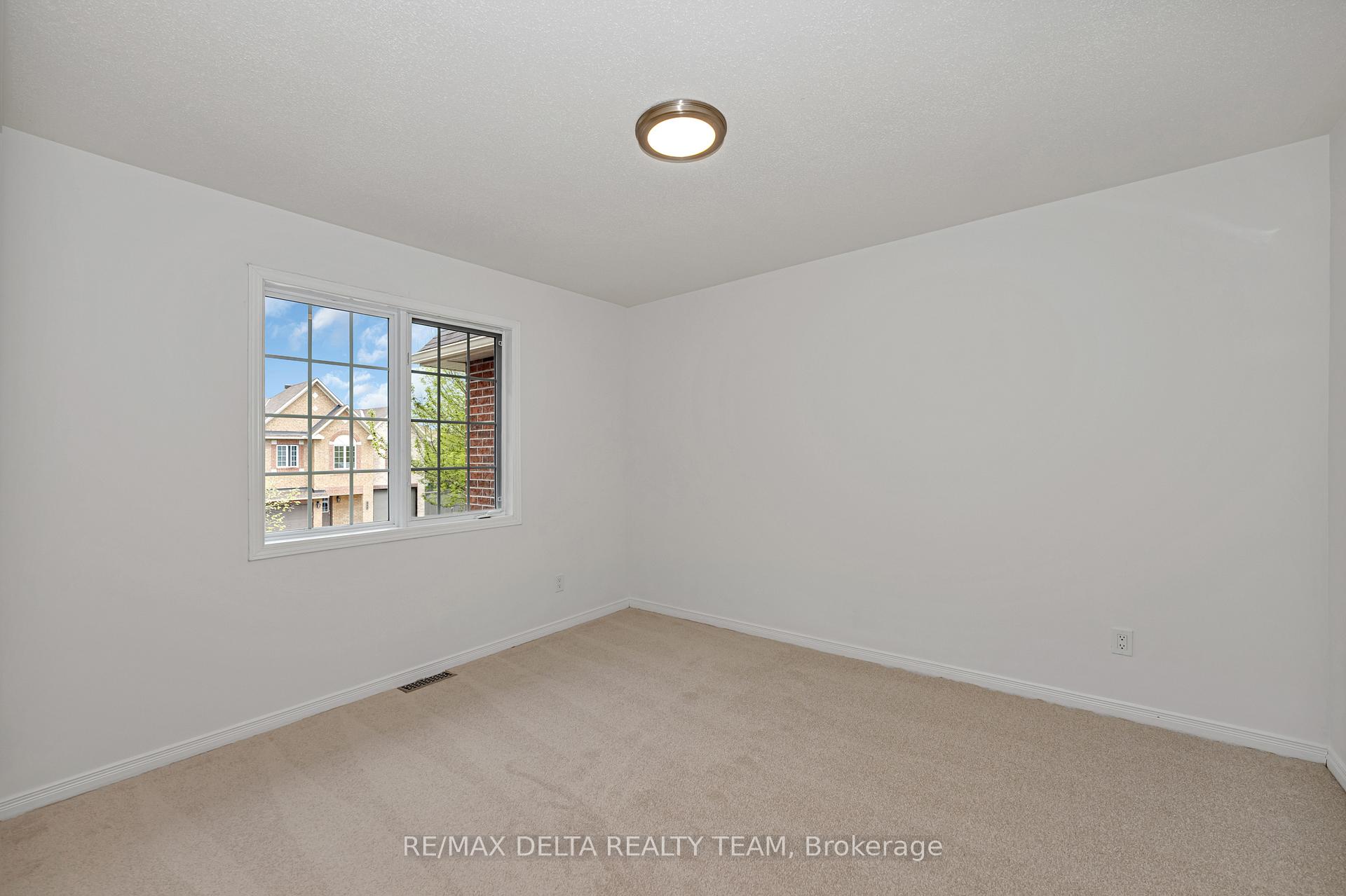 Photo 18 of 551 Casabella Drive, Ottawa, Avalon East — HOMEH