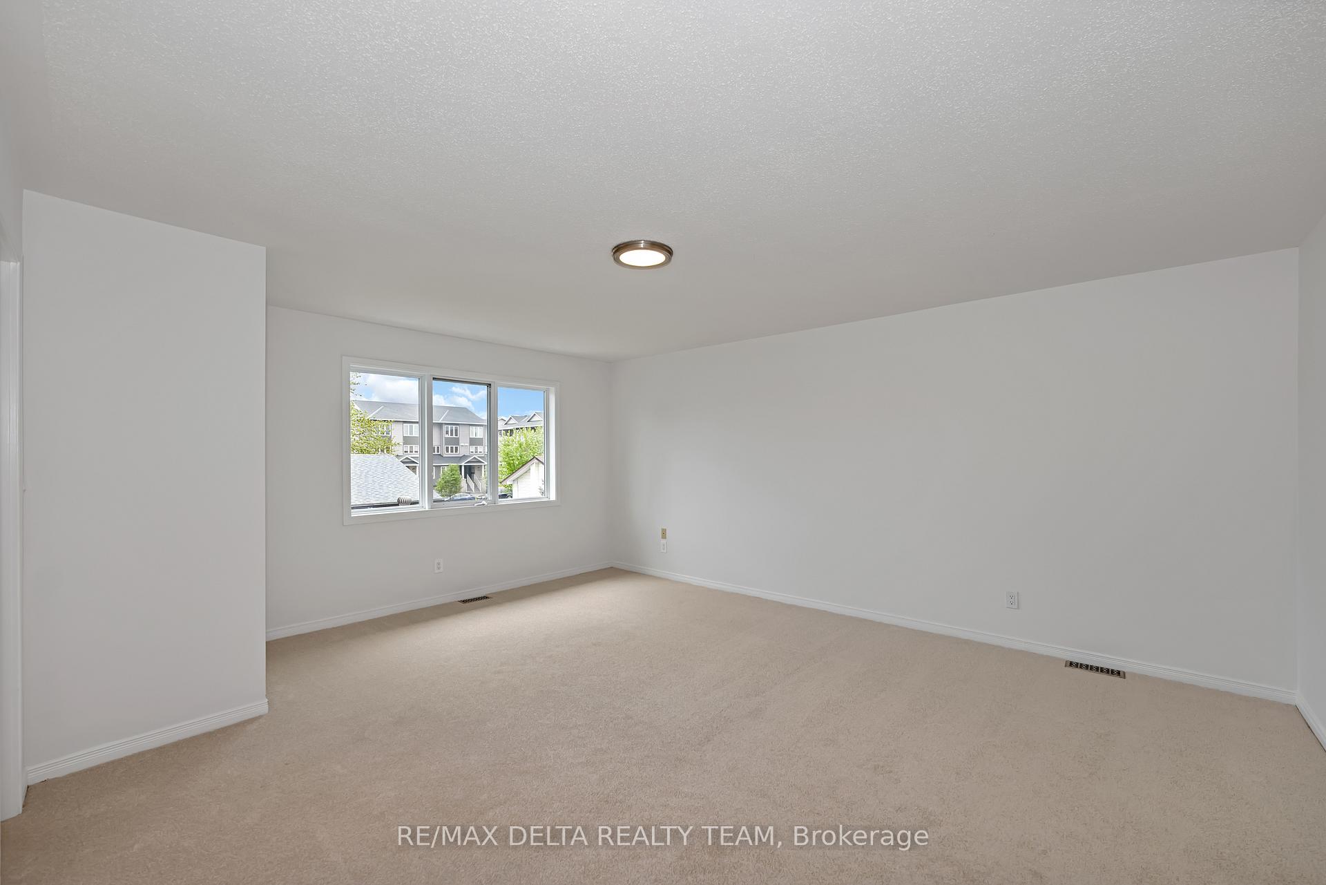 Photo 23 of 551 Casabella Drive, Ottawa, Avalon East — HOMEH