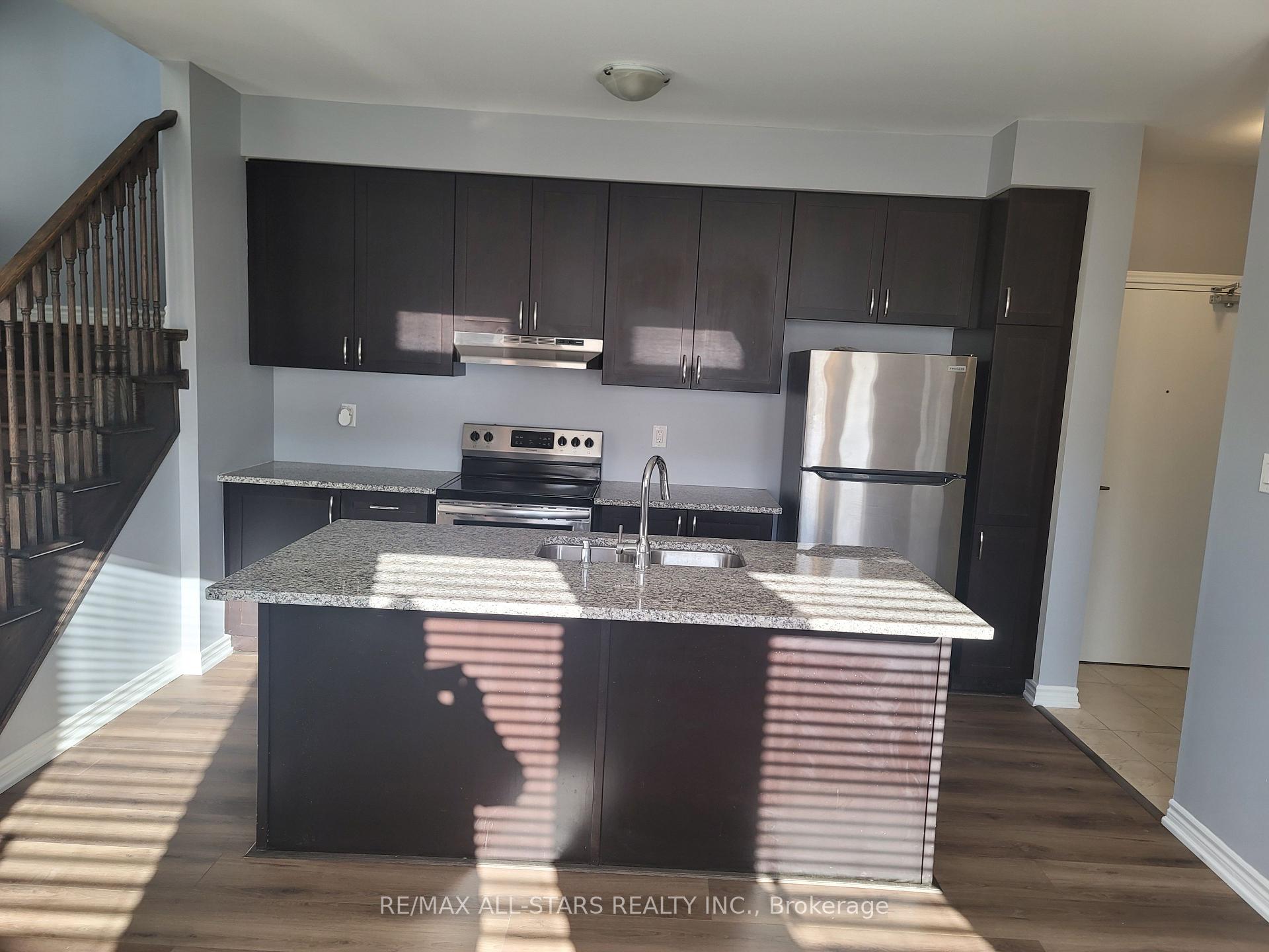 Photo 3 of Unit 112, 1148 Dragonfly Avenue, Pickering, Rural Pickering — HOMEH