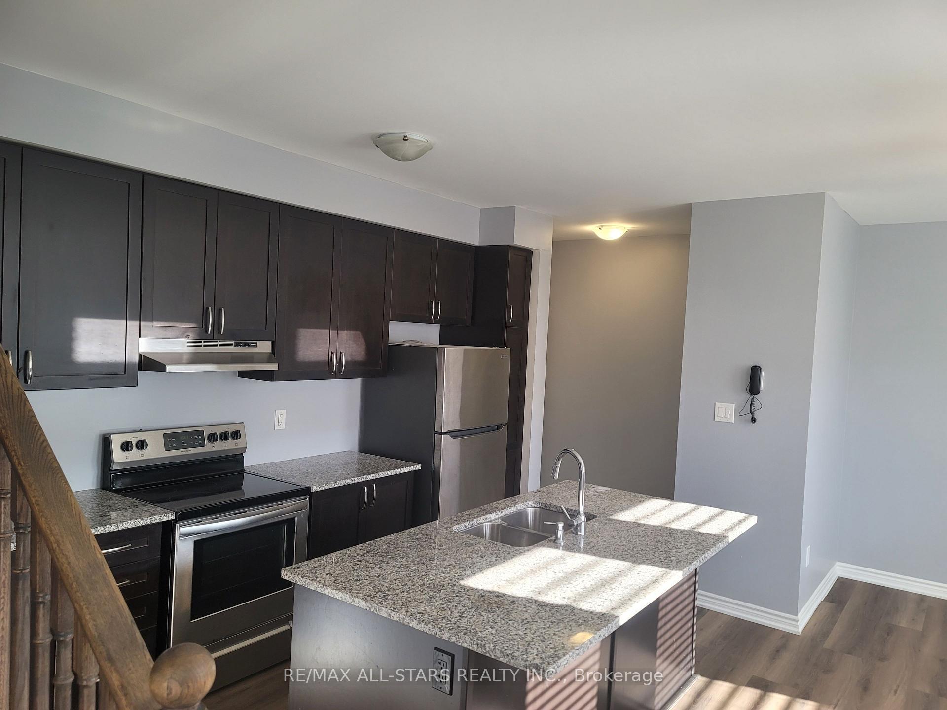 Photo 4 of Unit 112, 1148 Dragonfly Avenue, Pickering, Rural Pickering — HOMEH
