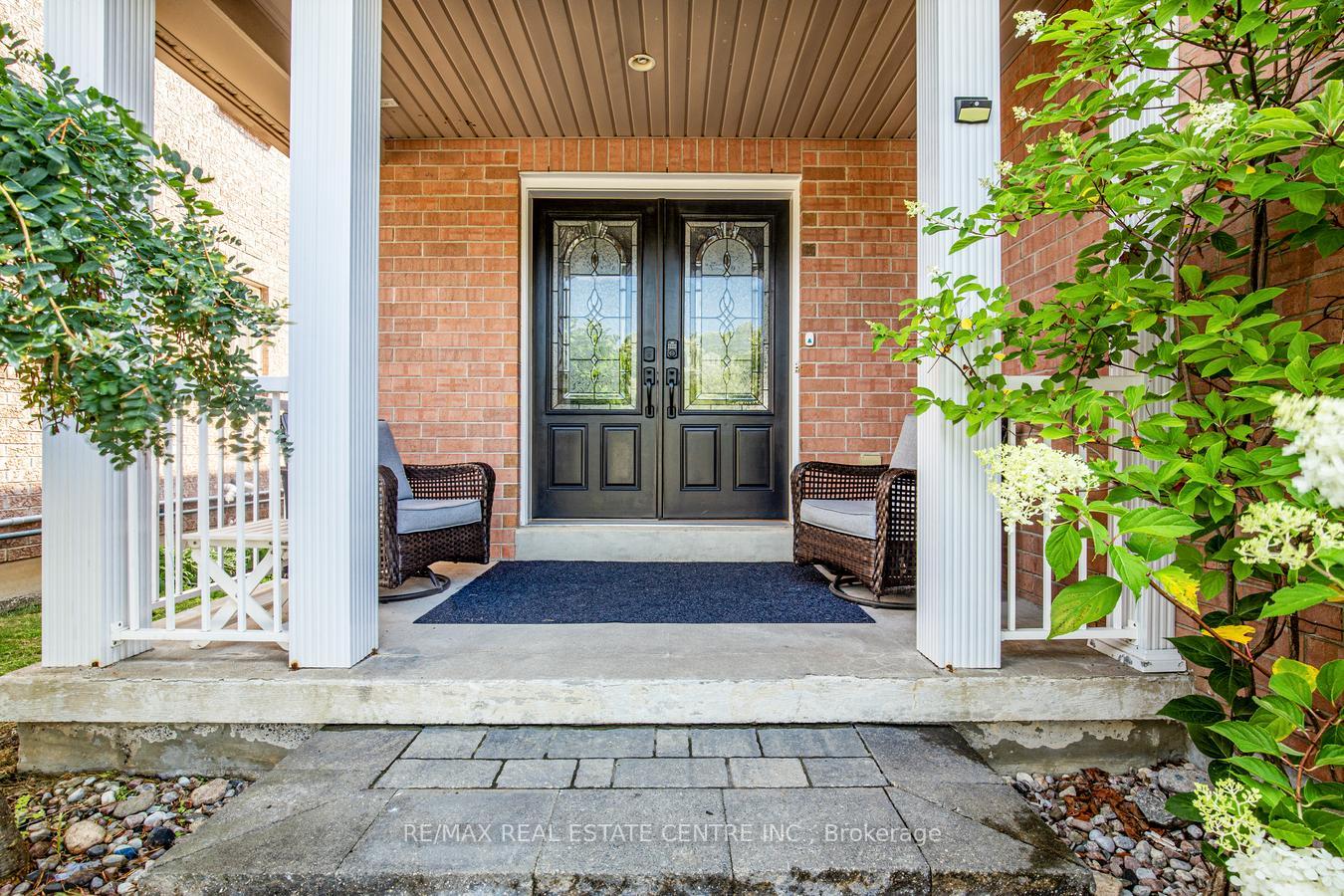 Photo 4 of 907 Coldstream Drive, Oshawa, Taunton — HOMEH