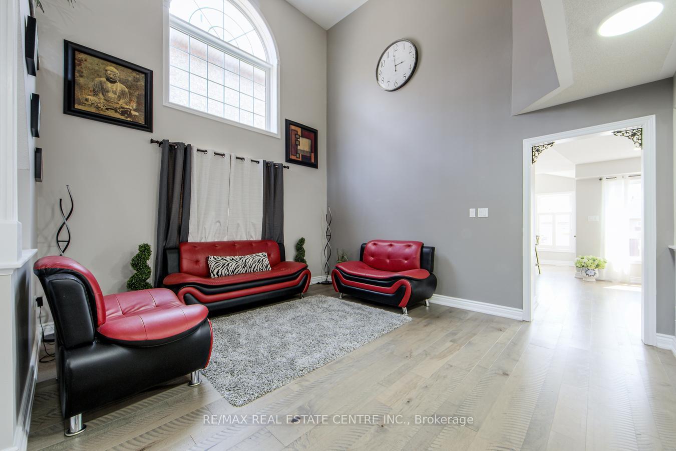 Photo 6 of 907 Coldstream Drive, Oshawa, Taunton — HOMEH