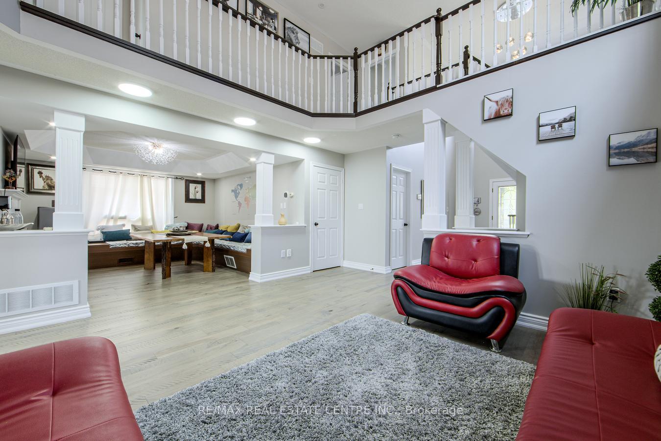 Photo 8 of 907 Coldstream Drive, Oshawa, Taunton — HOMEH