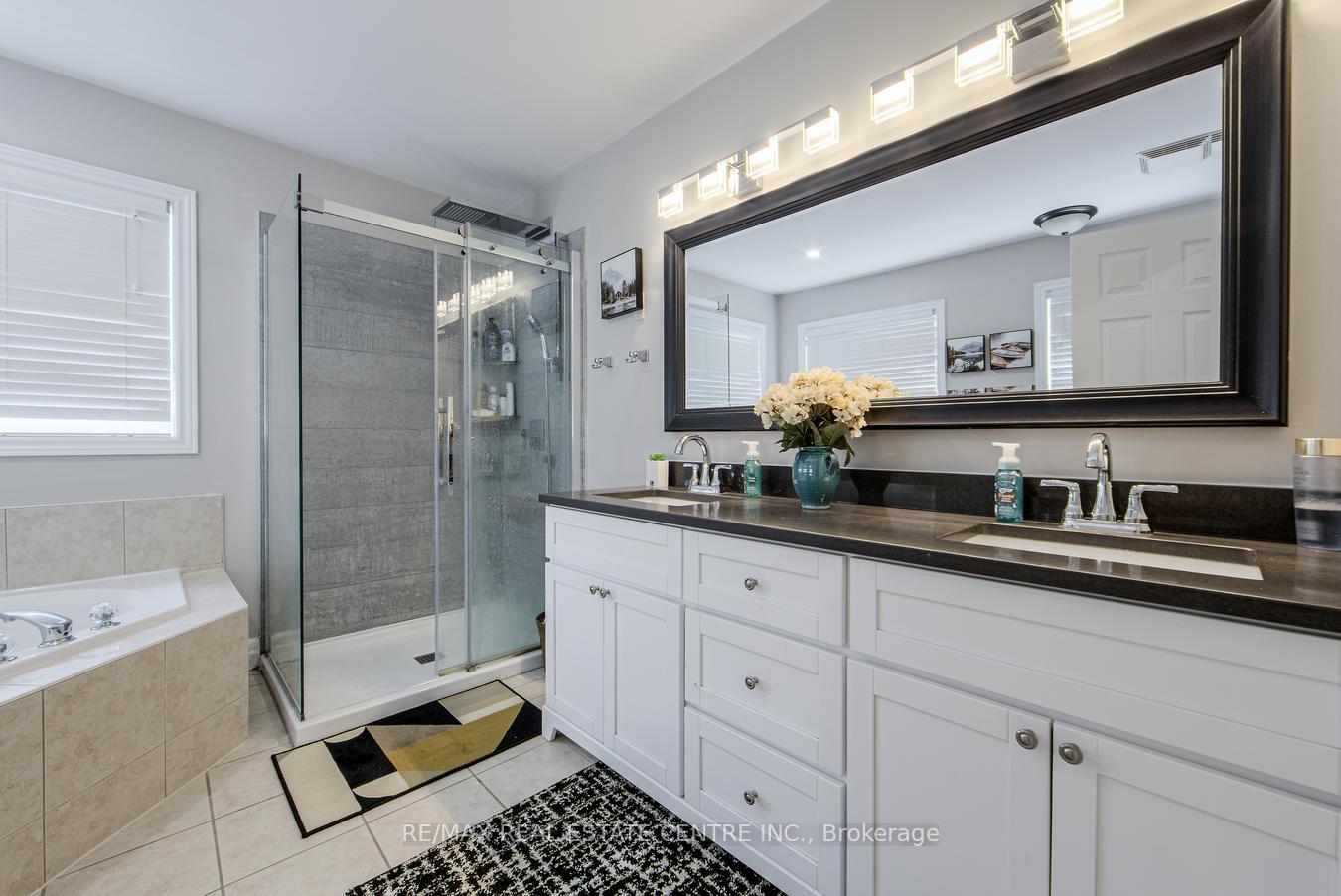 Photo 31 of 907 Coldstream Drive, Oshawa, Taunton — HOMEH