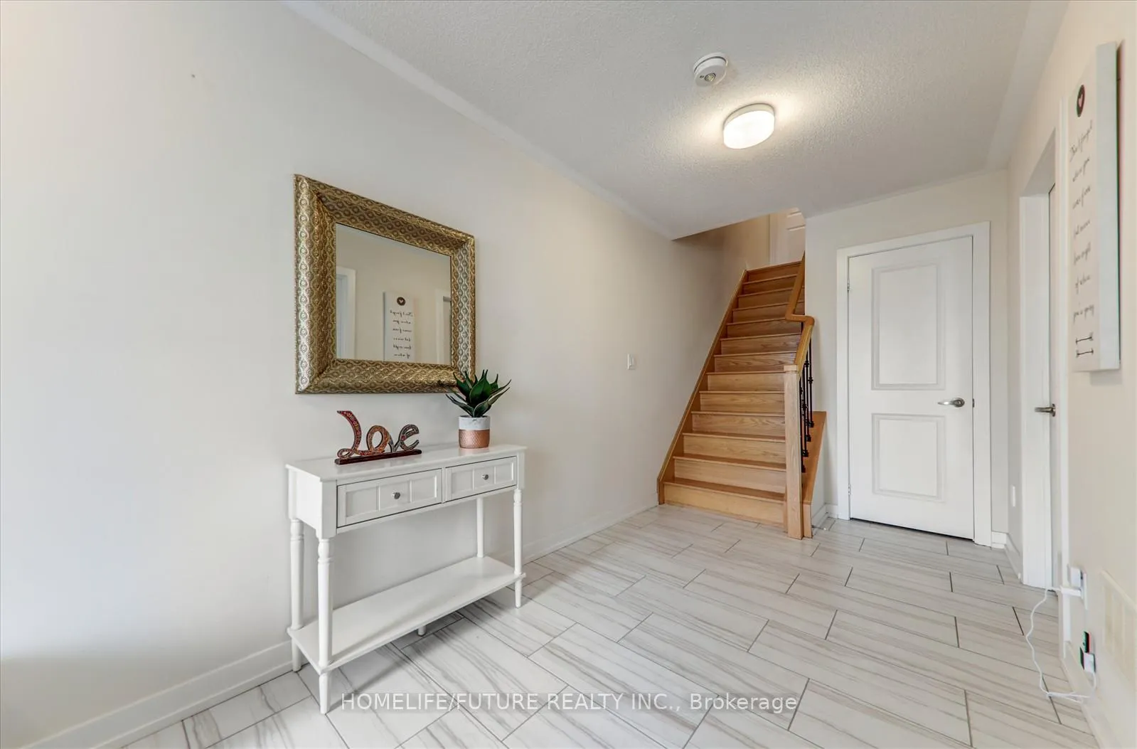 Photo 8 of 2618 Castlegate Crossing, Pickering, Duffin Heights — HOMEH