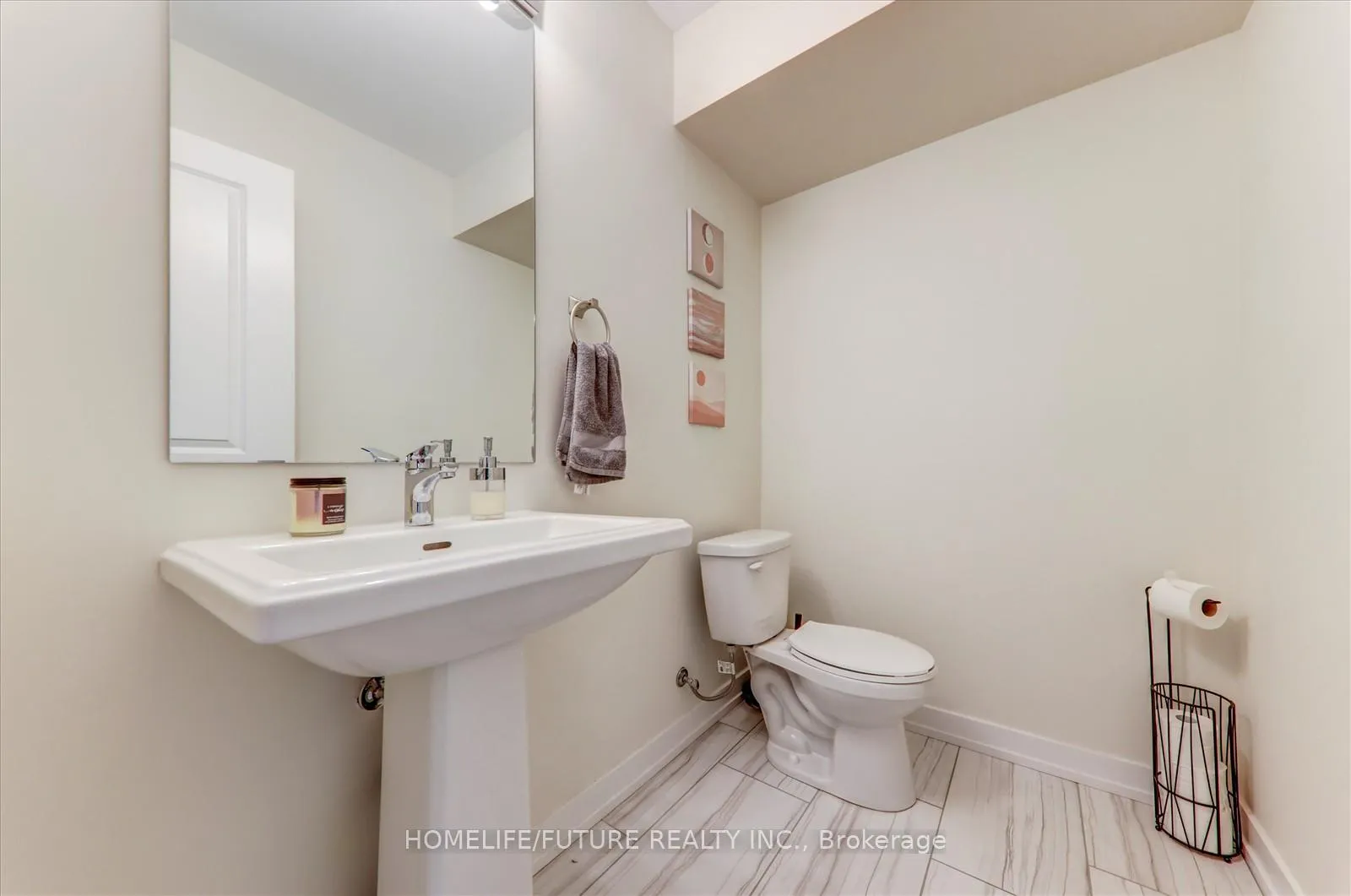 Photo 9 of 2618 Castlegate Crossing, Pickering, Duffin Heights — HOMEH