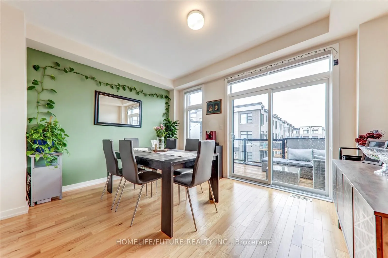 Photo 12 of 2618 Castlegate Crossing, Pickering, Duffin Heights — HOMEH