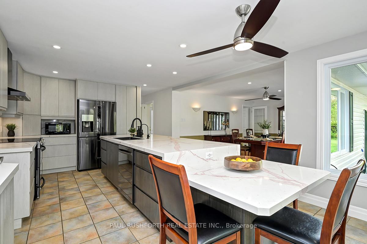 Photo 10 of 2720 Pierrette Drive, Ottawa, Cumberland Estates — HOMEH