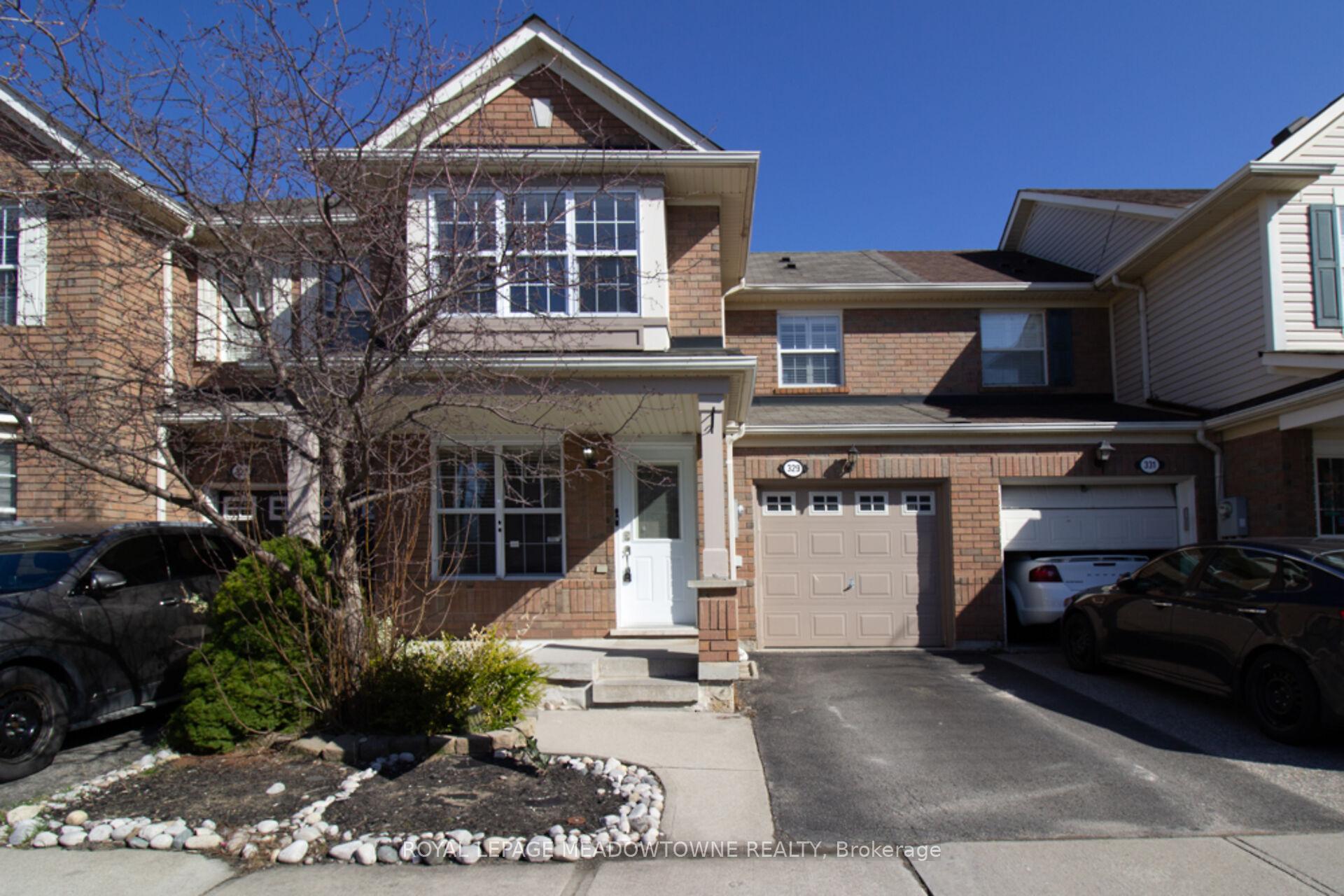 Photo 1 of 329 Baverstock Crescent, Milton, Clarke — HOMEH