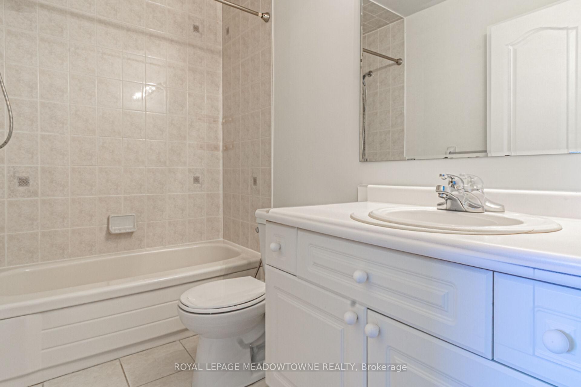 Photo 23 of 329 Baverstock Crescent, Milton, Clarke — HOMEH