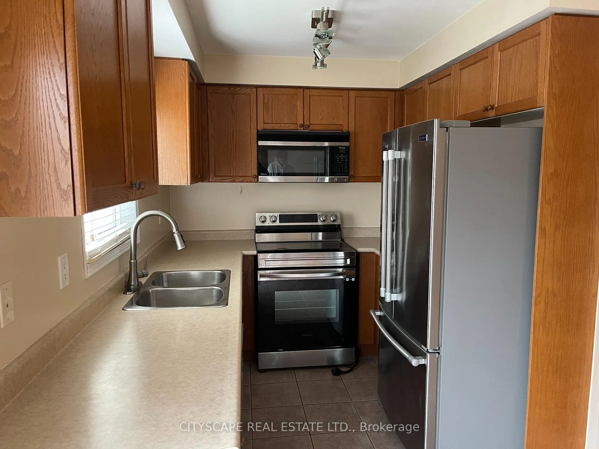 Photo 36 of 52 Coleridge Drive, Newmarket, Summerhill Estates — HOMEH