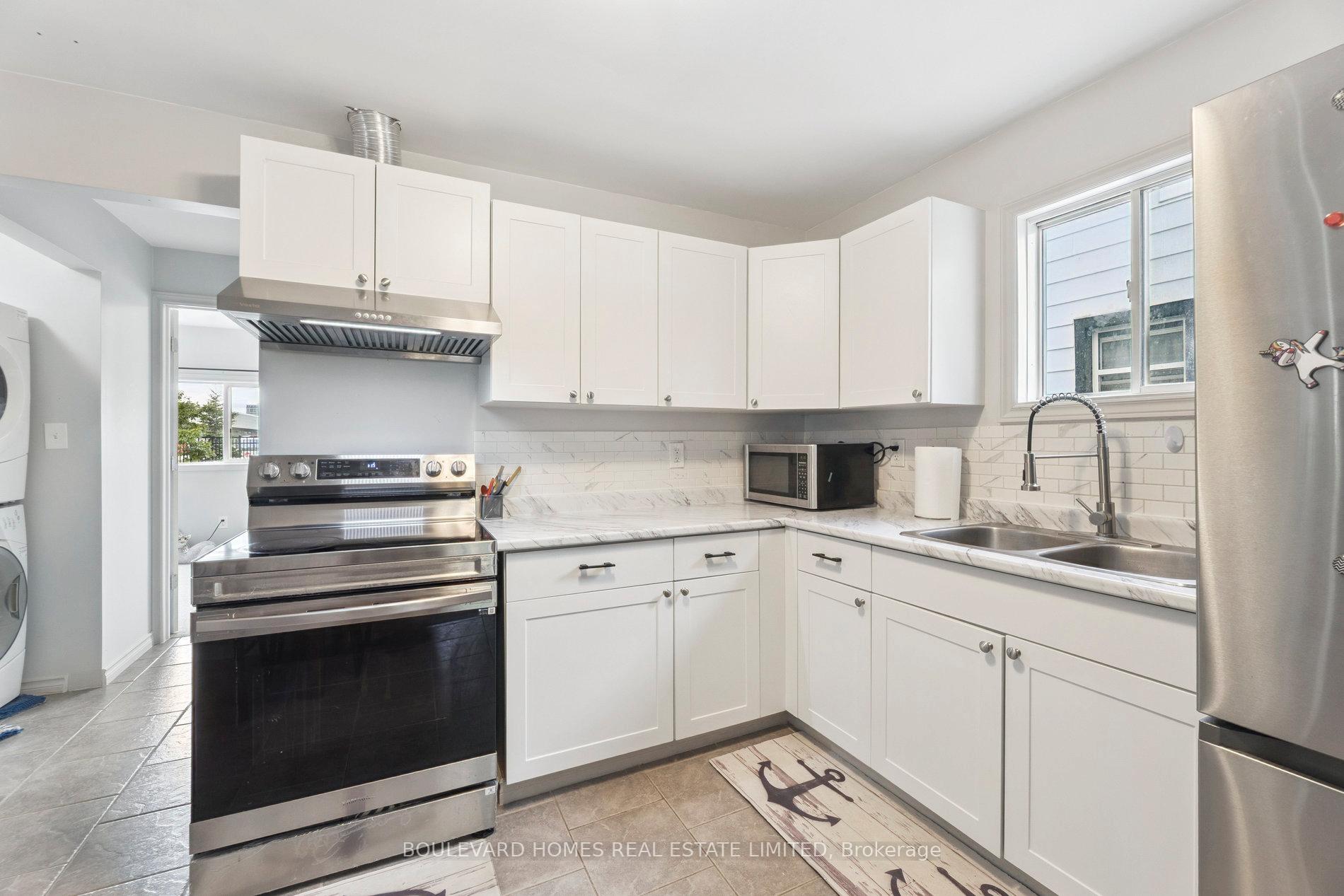 Photo 11 of 315 Oshawa Boulevard N, Oshawa, O'Neill — HOMEH