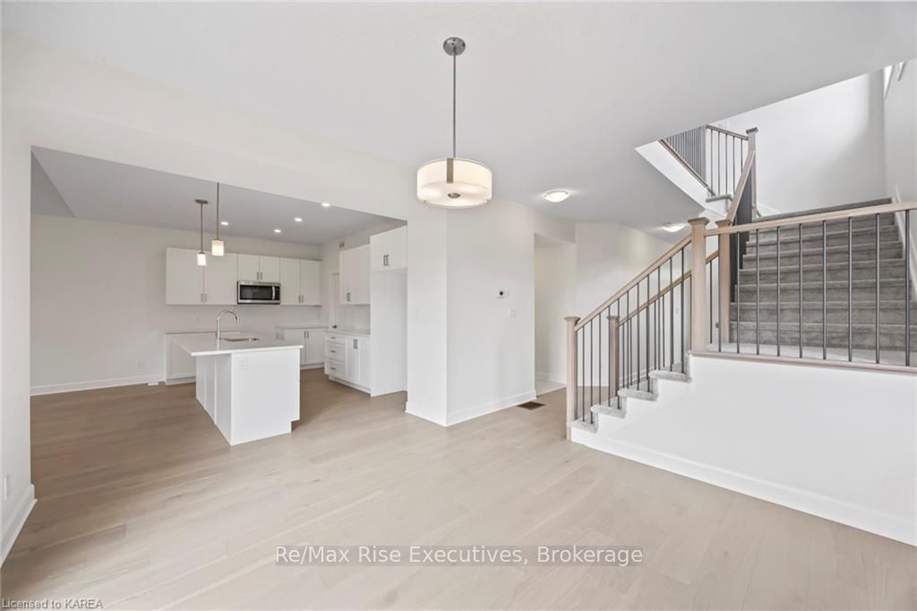 Photo 5 of 1393 Monarch Drive, Kingston, City Northwest — HOMEH