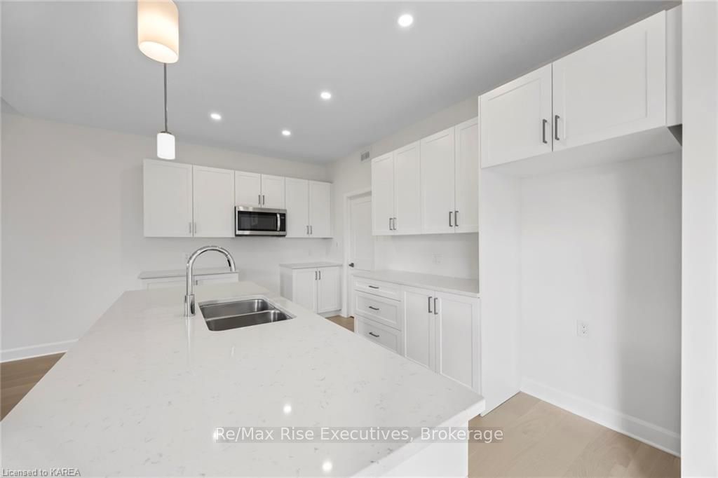 Photo 6 of 1393 Monarch Drive, Kingston, City Northwest — HOMEH