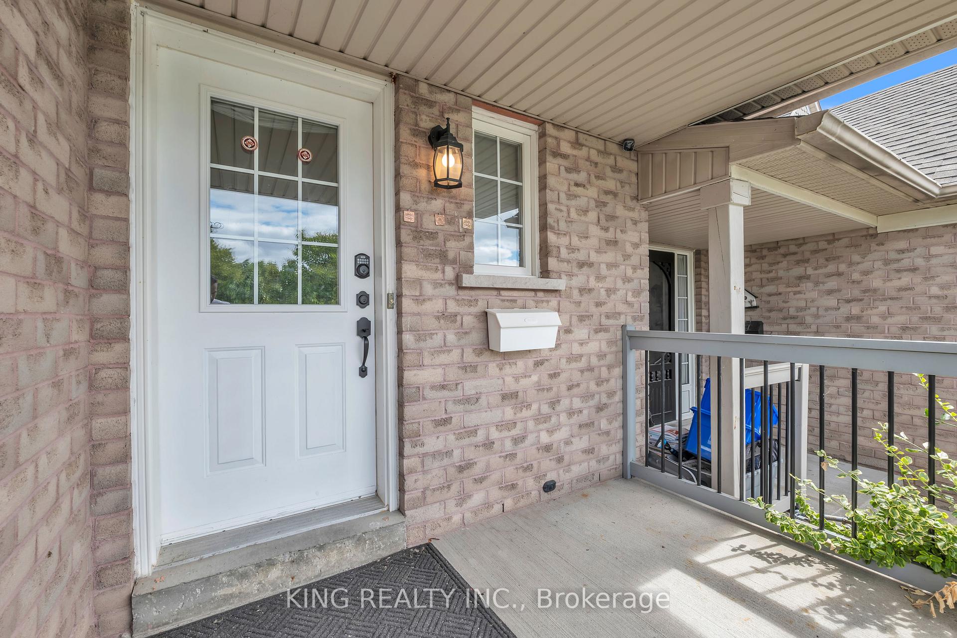 Photo 4 of 1061 Tilbury Street, Oshawa, Farewell — HOMEH