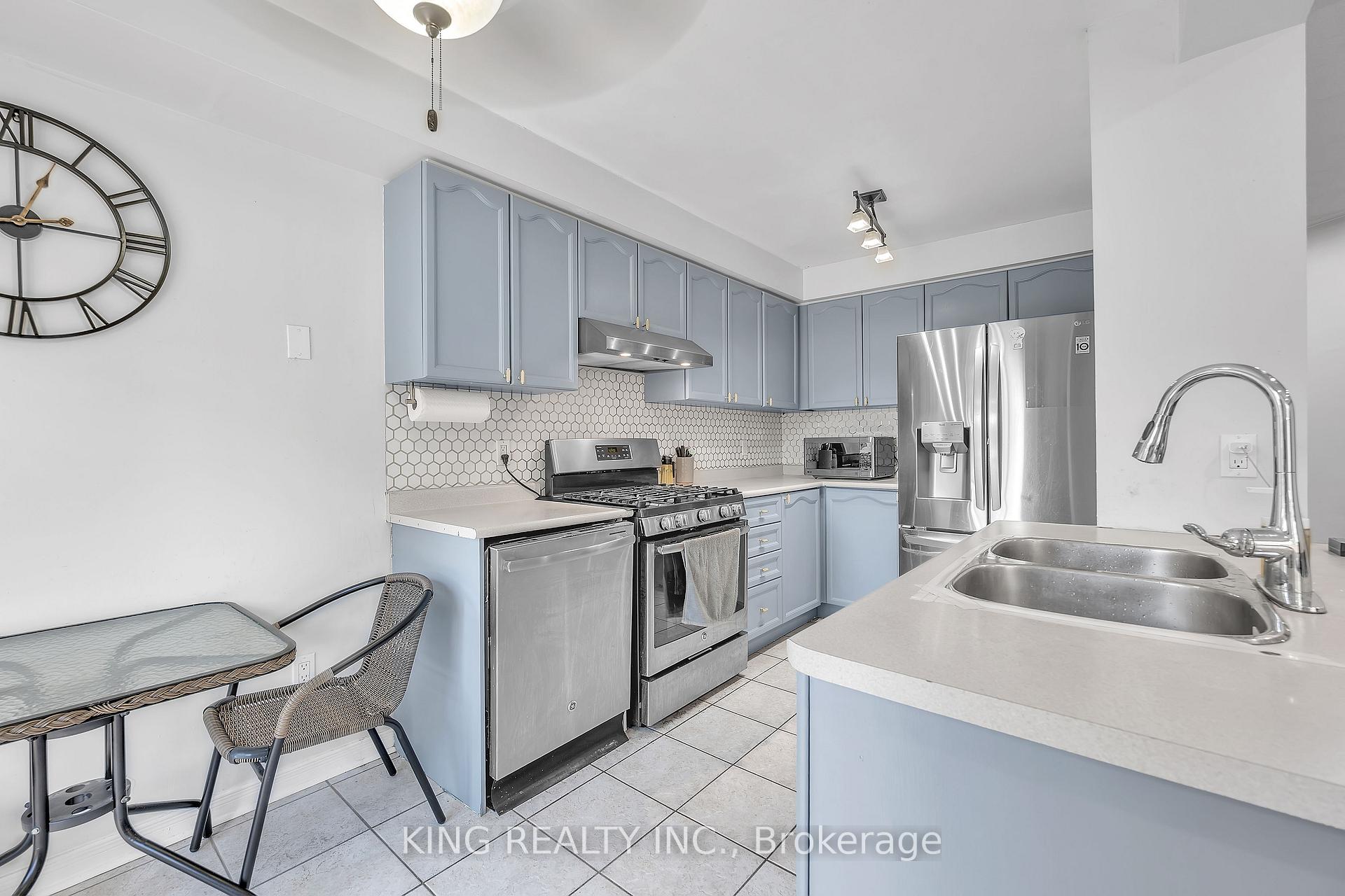 Photo 10 of 1061 Tilbury Street, Oshawa, Farewell — HOMEH