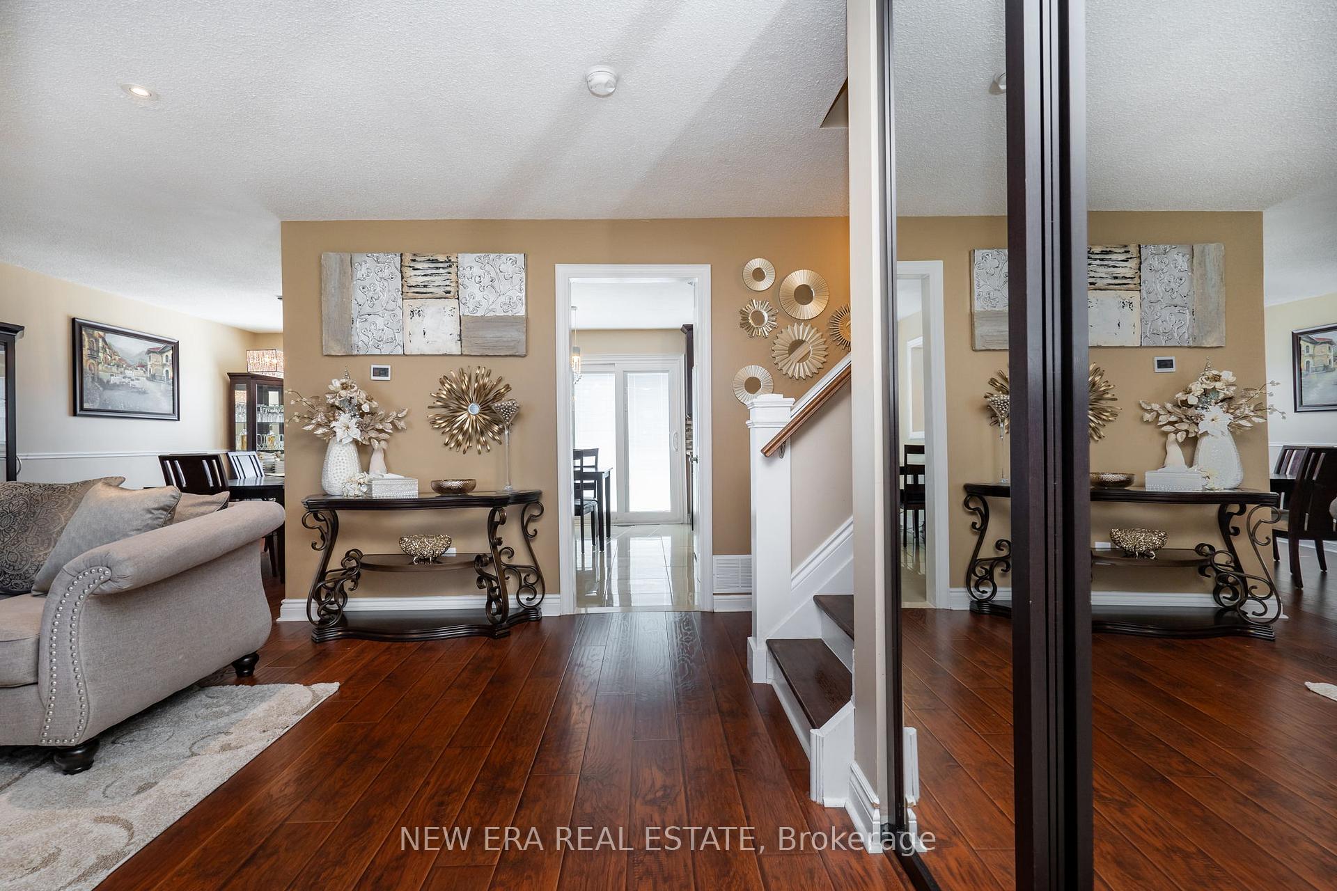 Photo 5 of 674 Laurier Avenue, Milton, Timberlea — HOMEH