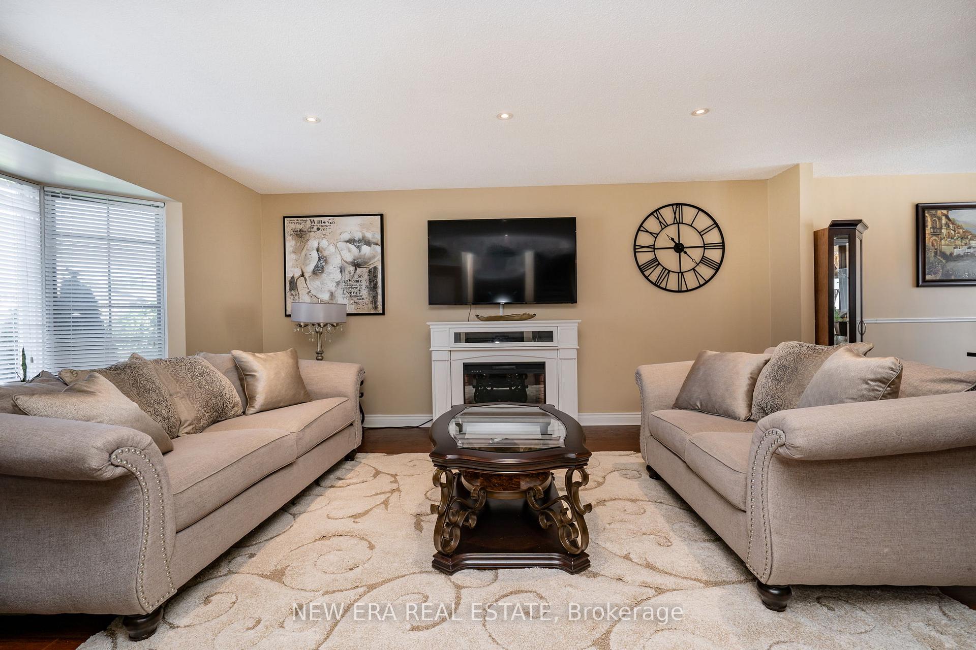 Photo 6 of 674 Laurier Avenue, Milton, Timberlea — HOMEH