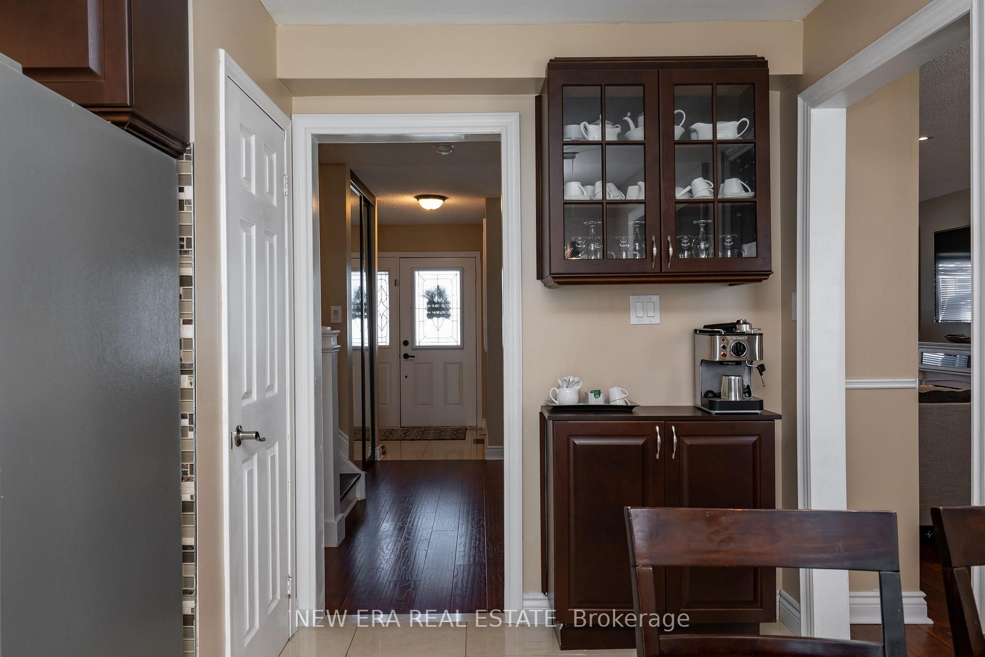 Photo 10 of 674 Laurier Avenue, Milton, Timberlea — HOMEH