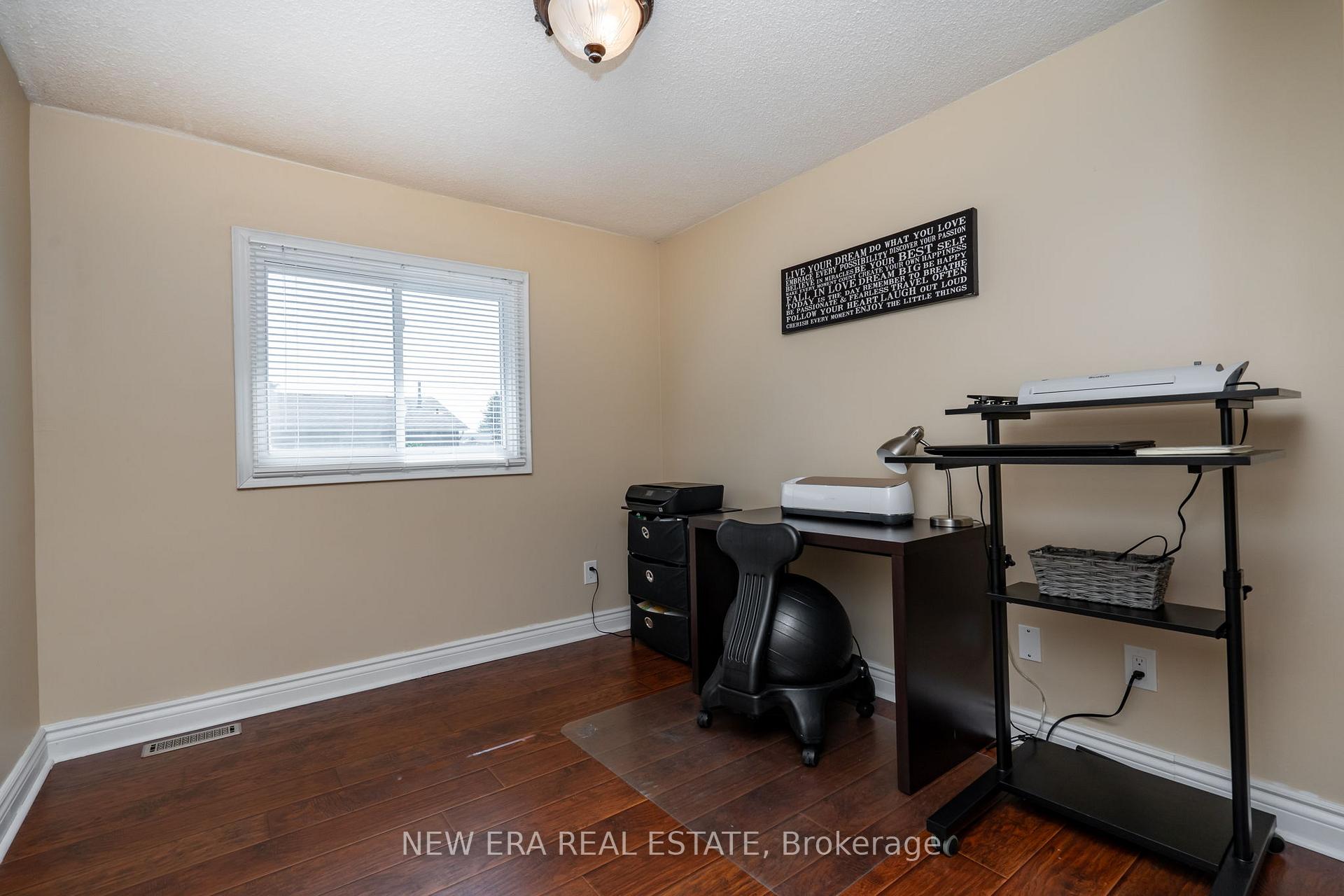Photo 14 of 674 Laurier Avenue, Milton, Timberlea — HOMEH