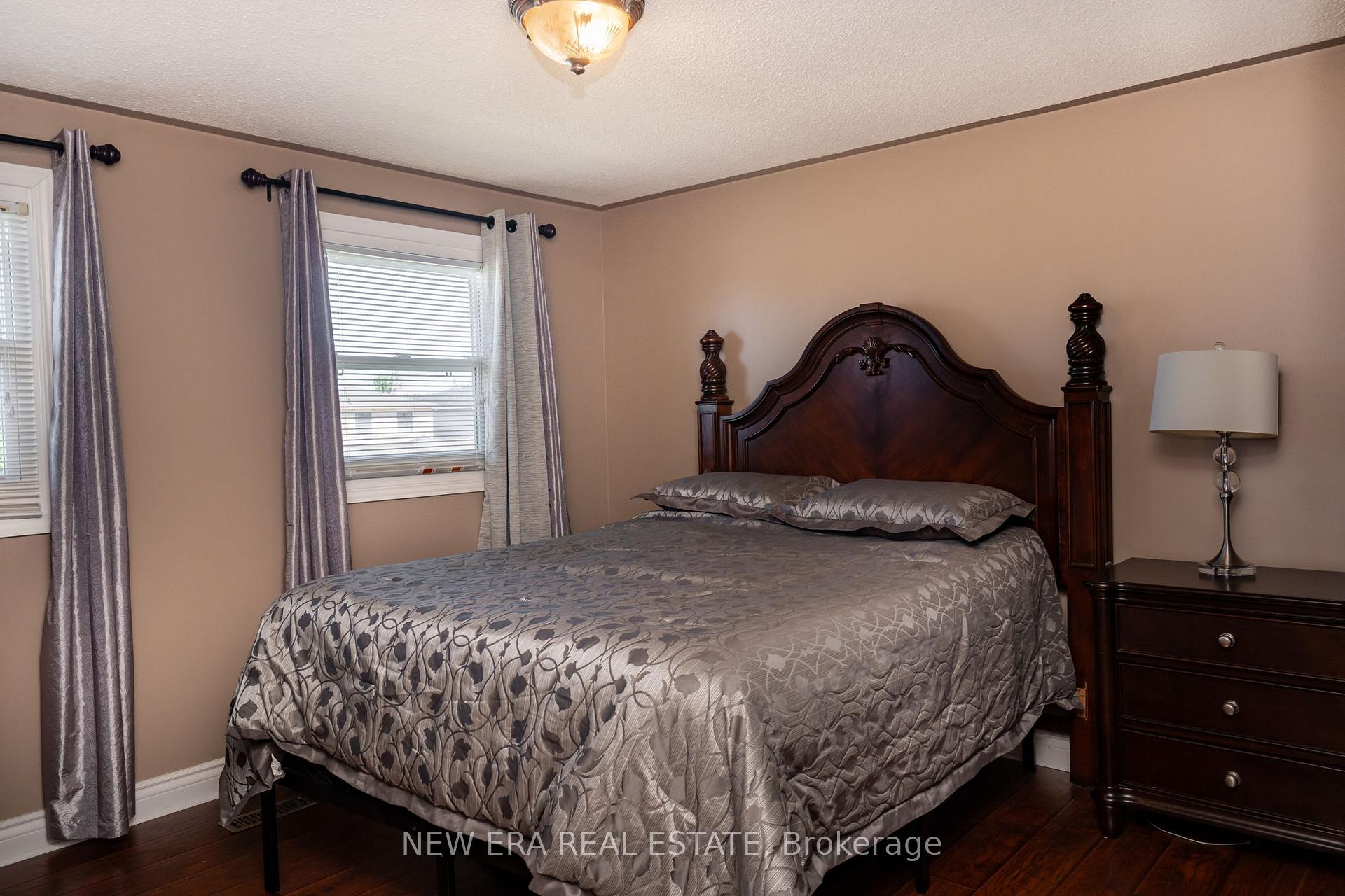 Photo 18 of 674 Laurier Avenue, Milton, Timberlea — HOMEH