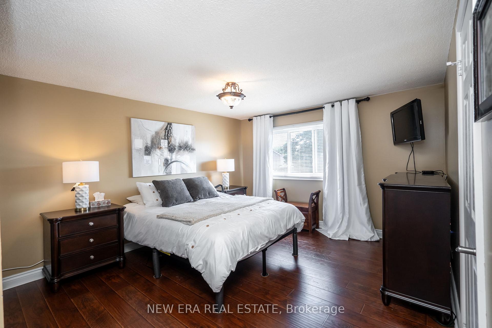 Photo 19 of 674 Laurier Avenue, Milton, Timberlea — HOMEH