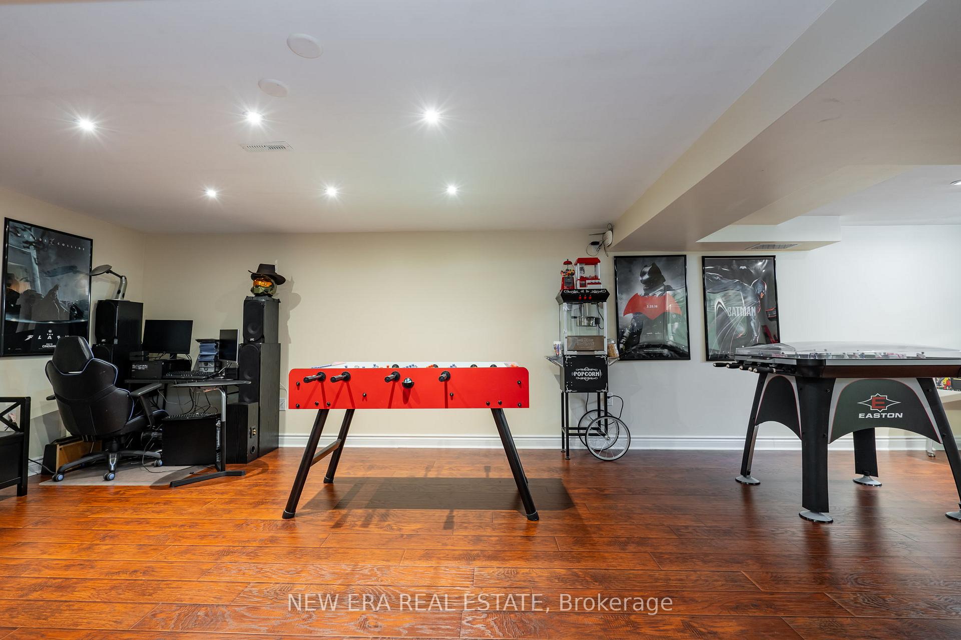 Photo 23 of 674 Laurier Avenue, Milton, Timberlea — HOMEH