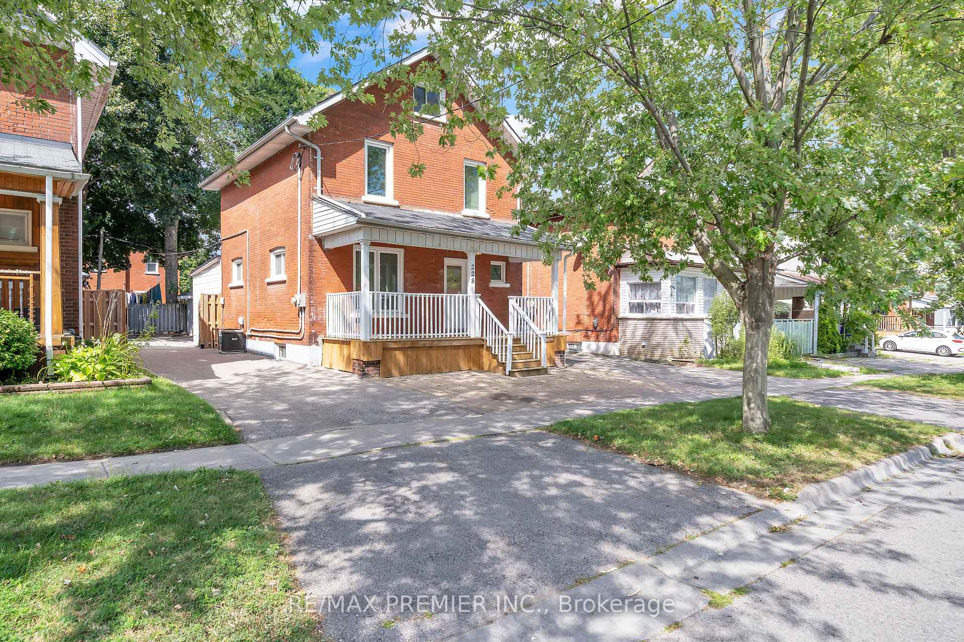 Photo 1 of 228 Bruce Street, Oshawa, Central — HOMEH