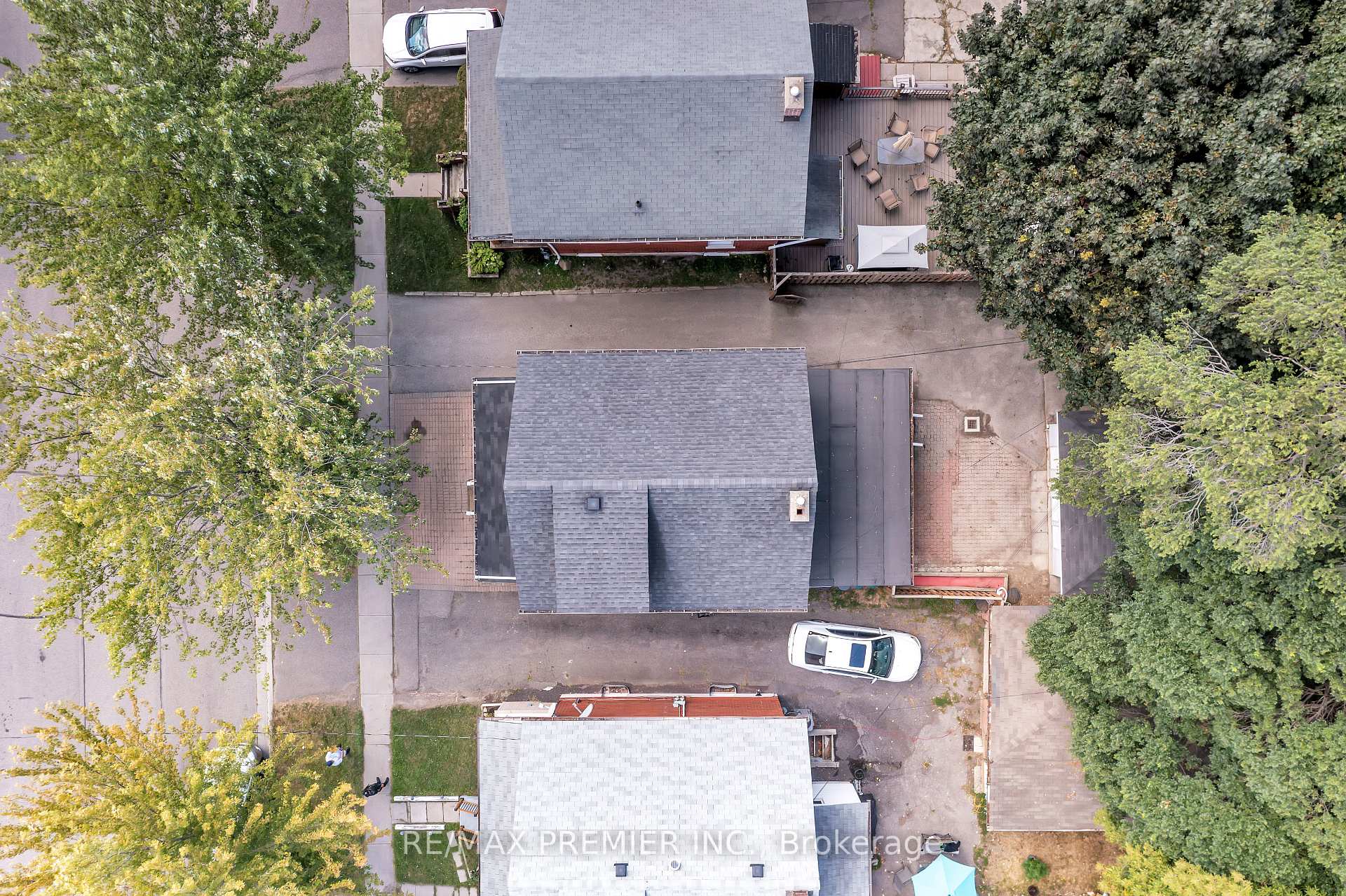 Photo 11 of 228 Bruce Street, Oshawa, Central — HOMEH