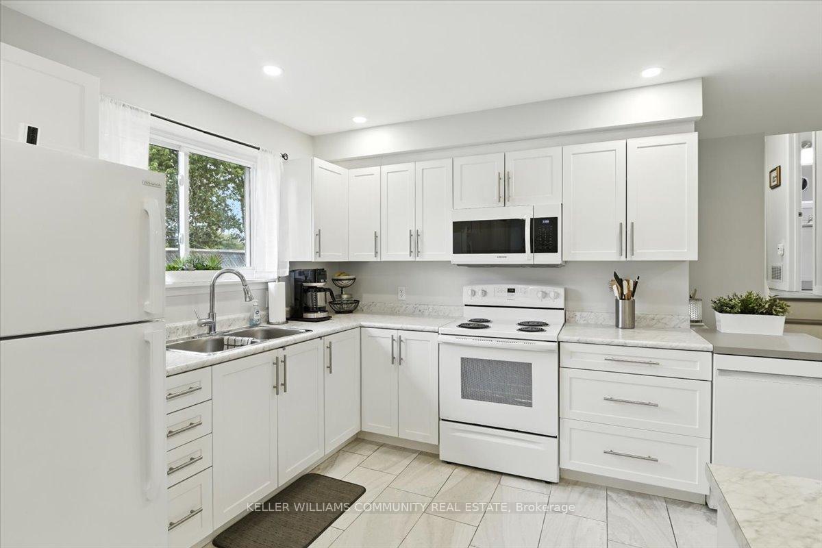 Photo 7 of 179 Phillip Murray Avenue, Oshawa, Lakeview — HOMEH