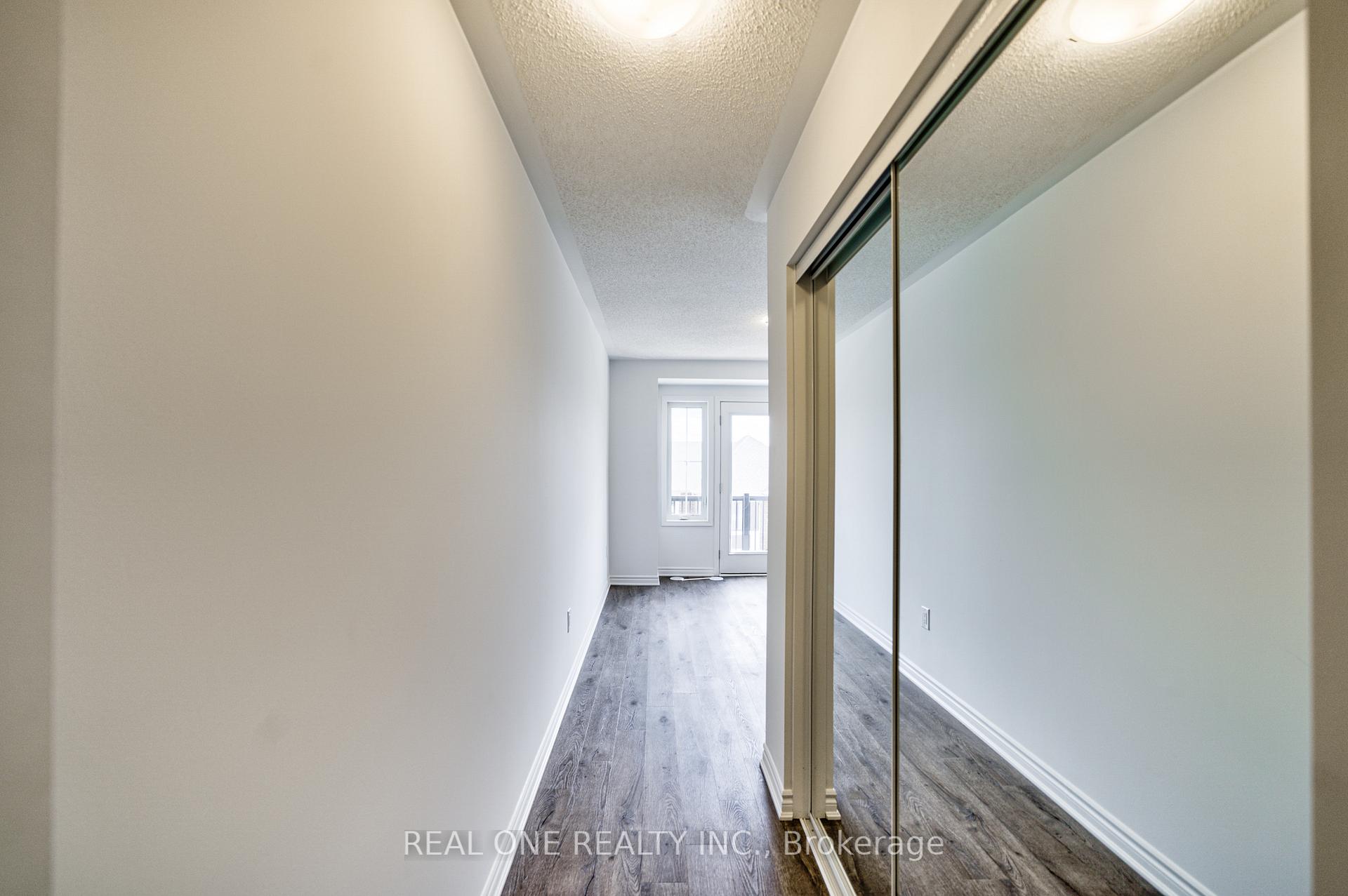 Photo 8 of 1843 Thames Circle, Milton, Bowes — HOMEH