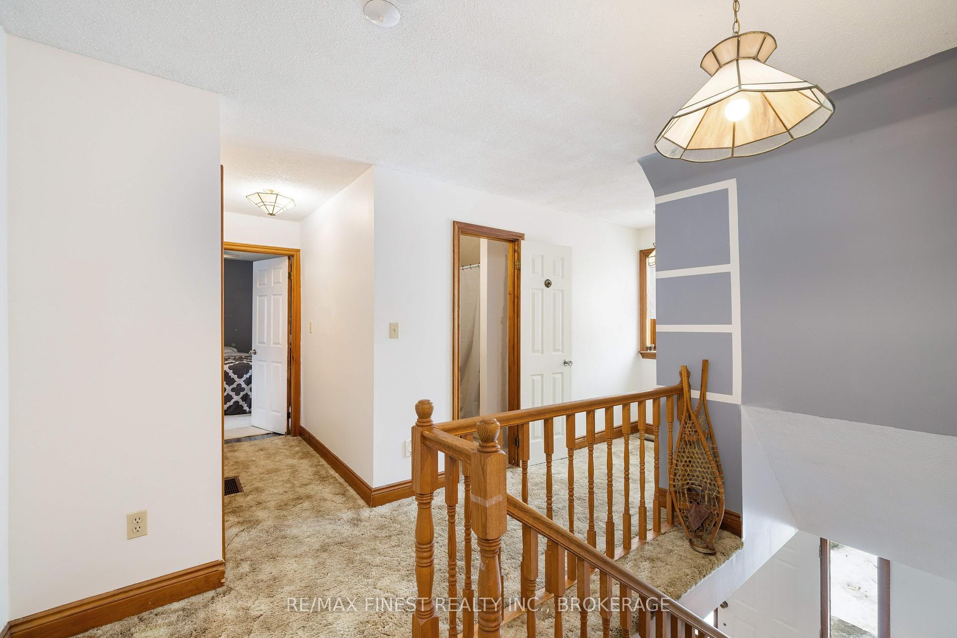 Photo 19 of 555 Rankin Crescent, Kingston, South of Taylor-Kidd Blvd — HOMEH