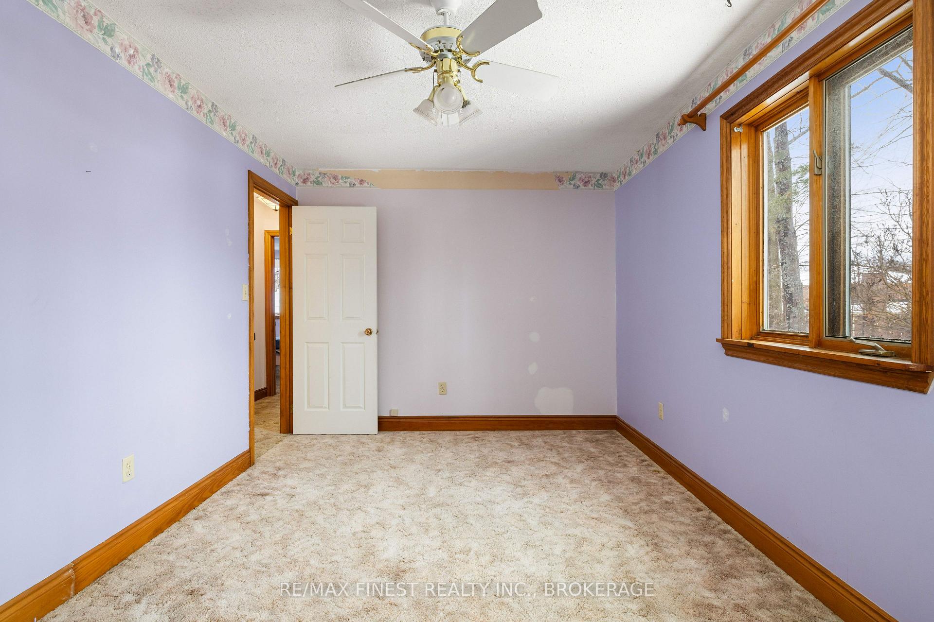 Photo 22 of 555 Rankin Crescent, Kingston, South of Taylor-Kidd Blvd — HOMEH