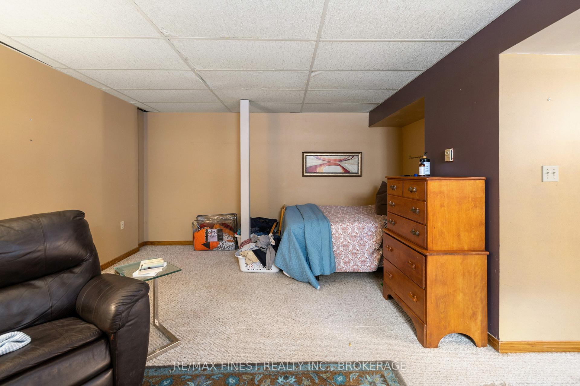 Photo 35 of 555 Rankin Crescent, Kingston, South of Taylor-Kidd Blvd — HOMEH