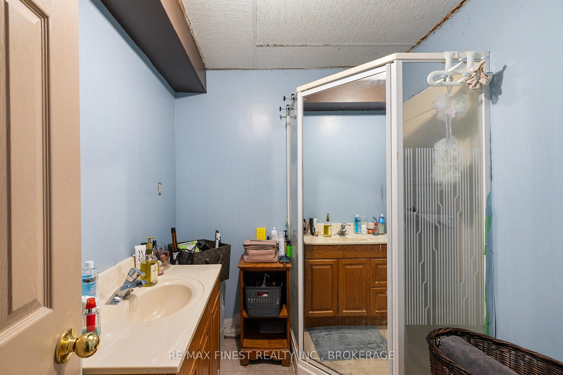 Photo 36 of 555 Rankin Crescent, Kingston, South of Taylor-Kidd Blvd — HOMEH