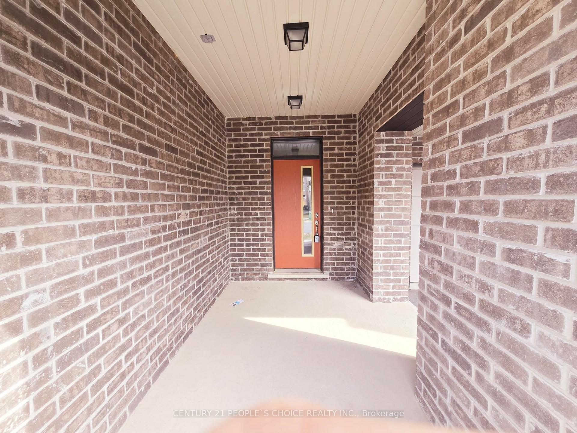 Photo 3 of 1563 Moira Crescent, Milton, Bowes — HOMEH