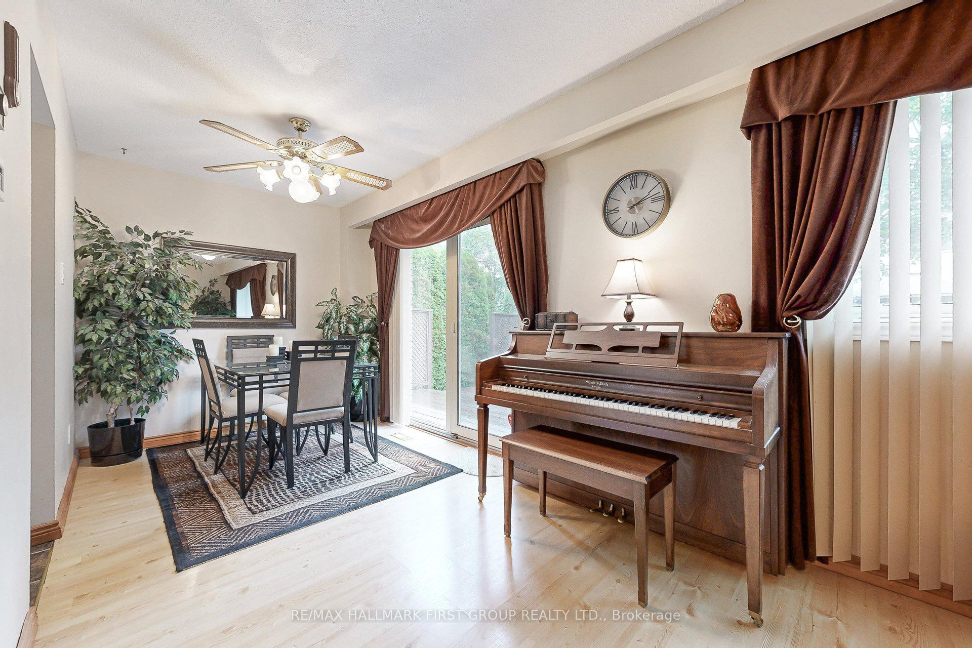 Photo 9 of 512 Creekview Circle, Pickering, West Shore — HOMEH