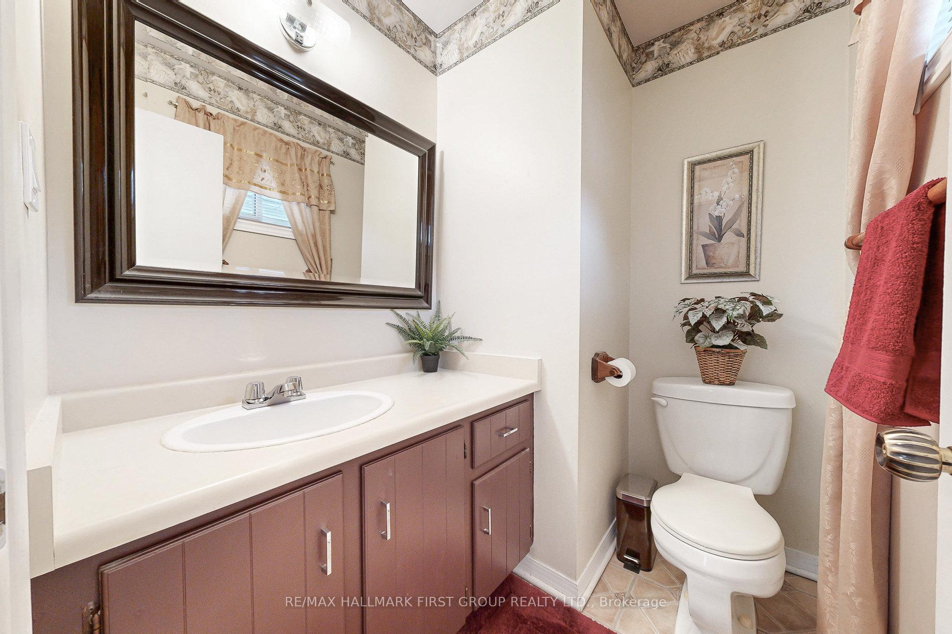 Photo 21 of 512 Creekview Circle, Pickering, West Shore — HOMEH
