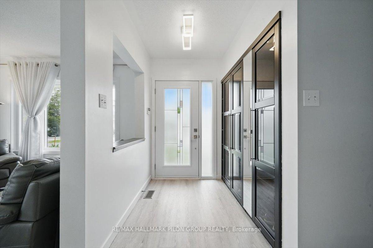 Photo 15 of 1850 Celeste Way, Ottawa, Fallingbrook/Gardenway South — HOMEH