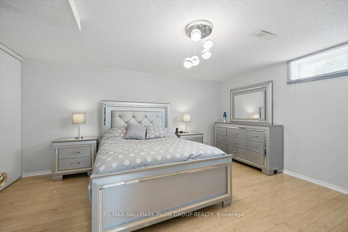 Photo 23 of 1850 Celeste Way, Ottawa, Fallingbrook/Gardenway South — HOMEH