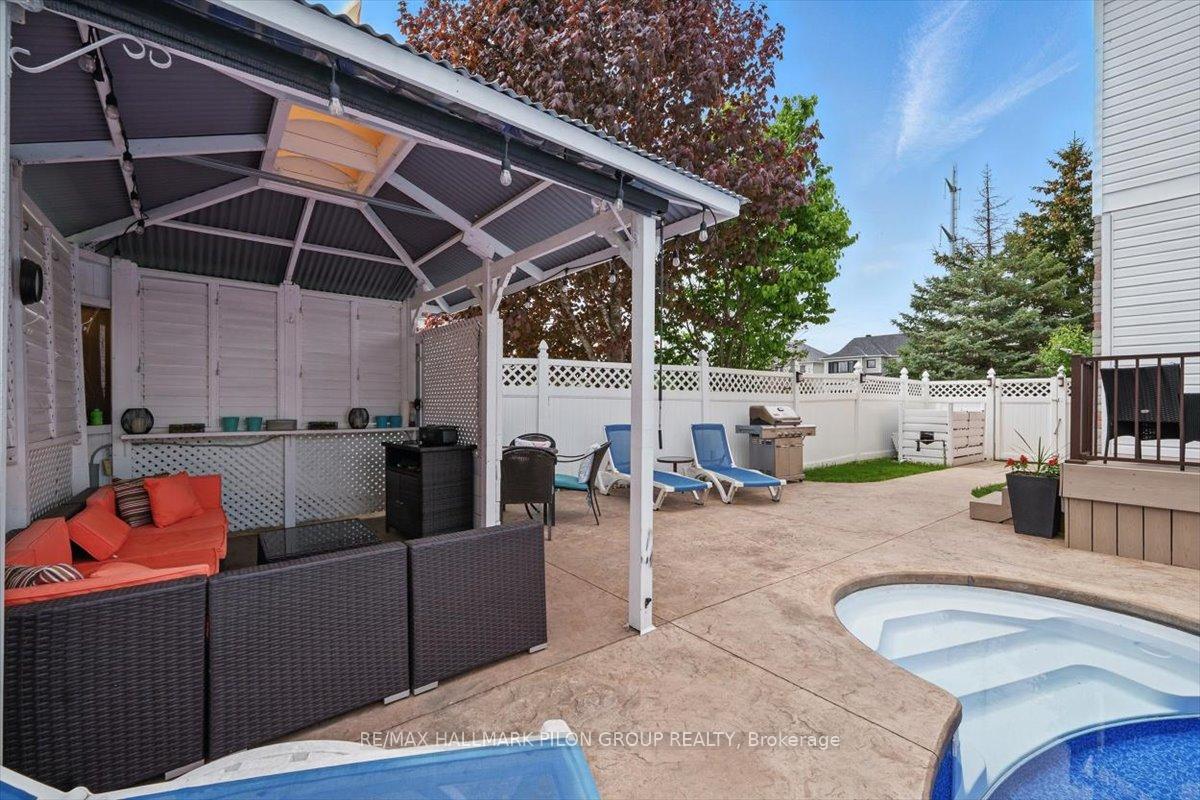 Photo 32 of 1850 Celeste Way, Ottawa, Fallingbrook/Gardenway South — HOMEH
