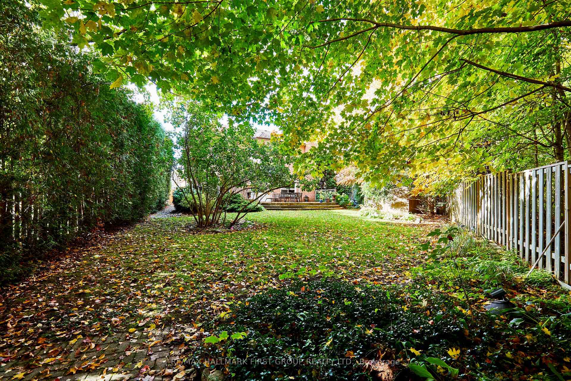 Photo 7 of 1618 Baggins Street, Pickering, Brock Ridge — HOMEH