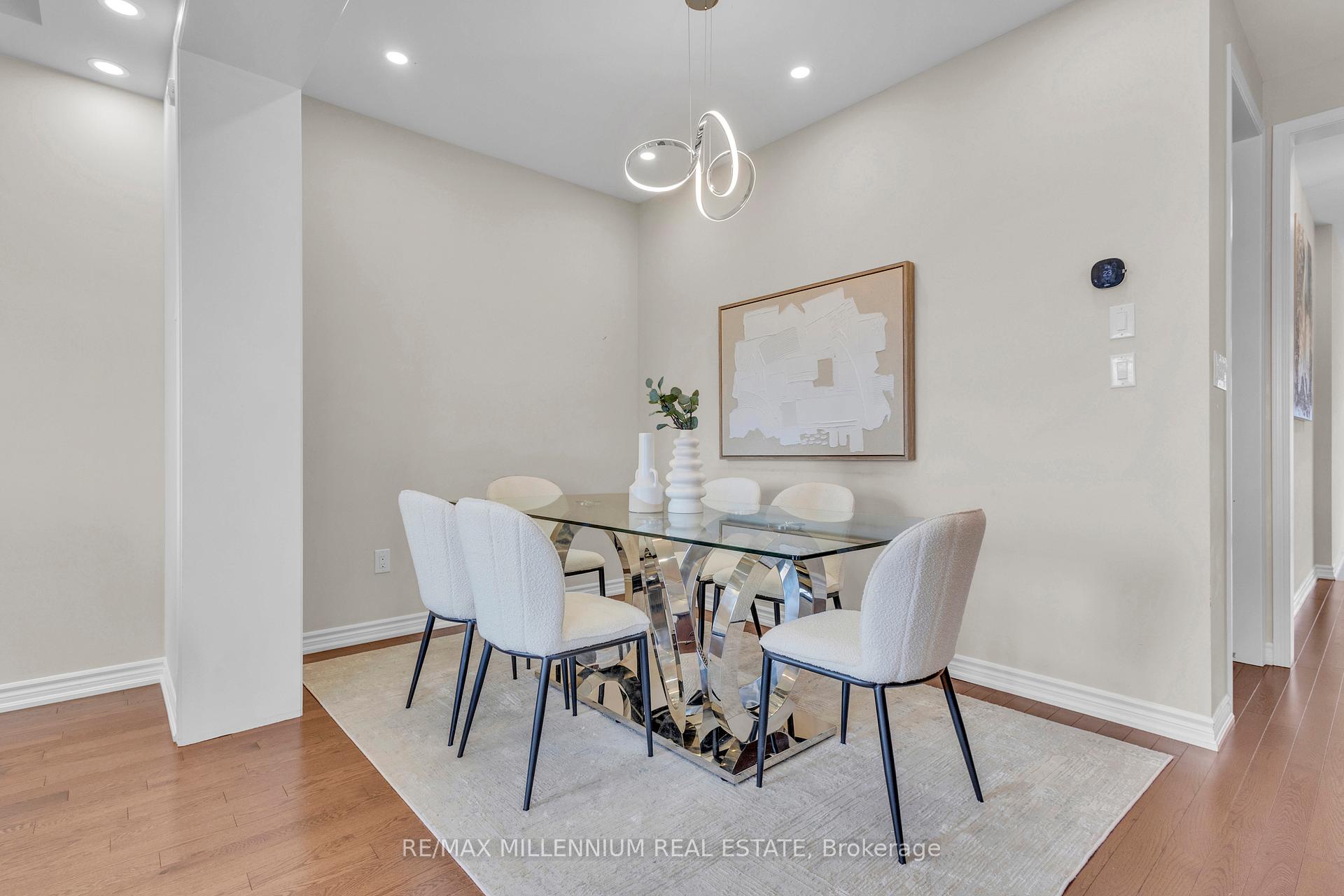 Photo 8 of 741 Aspen Terrace, Milton, Cobban — HOMEH