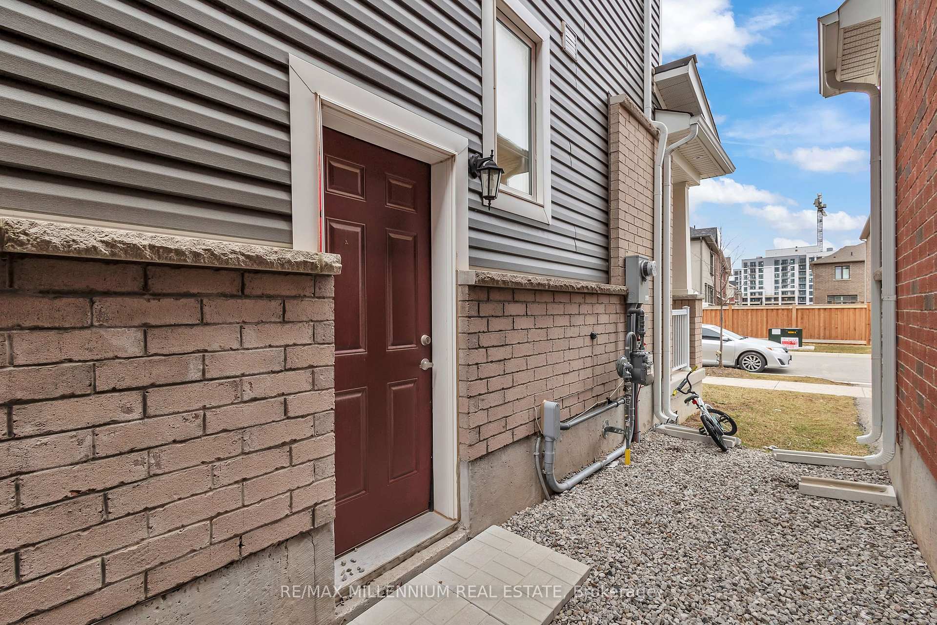 Photo 34 of 741 Aspen Terrace, Milton, Cobban — HOMEH