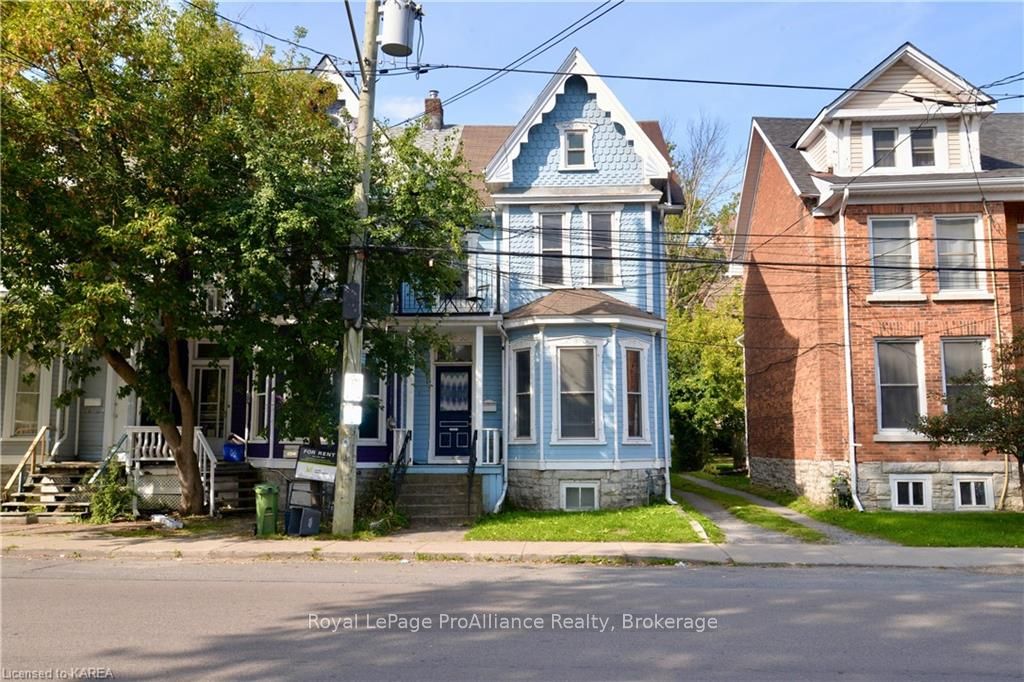 Photo 2 of 368 Alfred Street, Kingston, East of Sir John A. Blvd — HOMEH