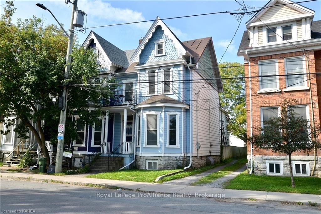 Photo 4 of 368 Alfred Street, Kingston, East of Sir John A. Blvd — HOMEH