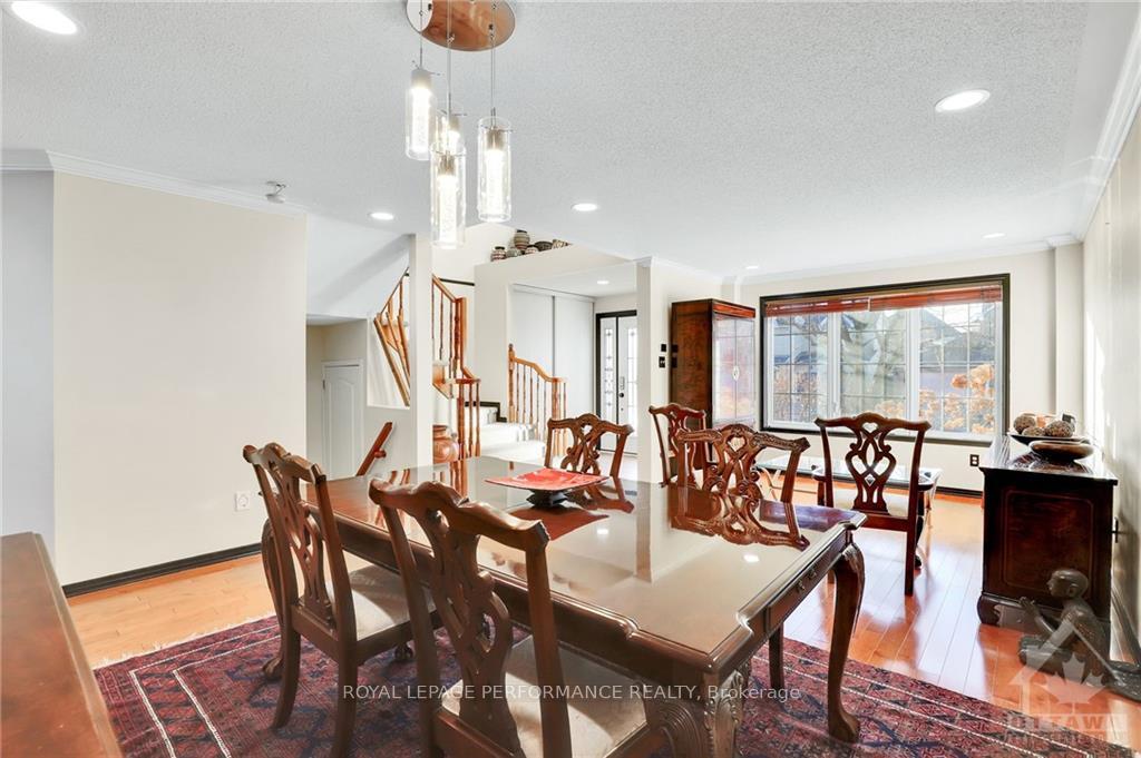 Photo 8 of 2103 Esprit Drive, Ottawa, Avalon East — HOMEH