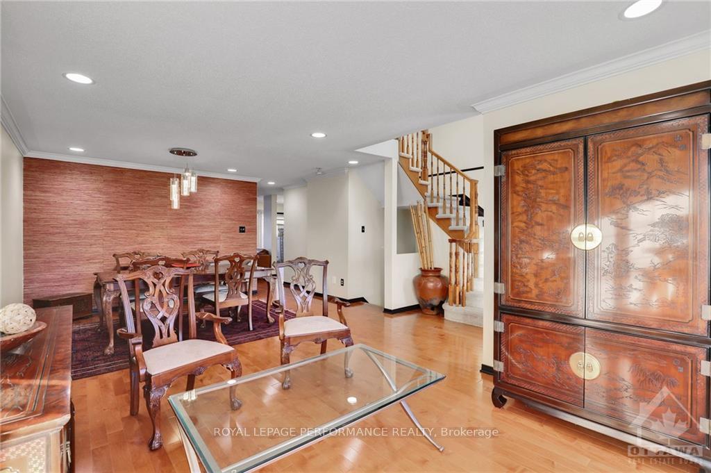 Photo 10 of 2103 Esprit Drive, Ottawa, Avalon East — HOMEH