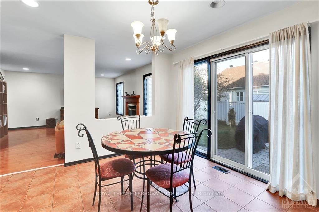 Photo 15 of 2103 Esprit Drive, Ottawa, Avalon East — HOMEH