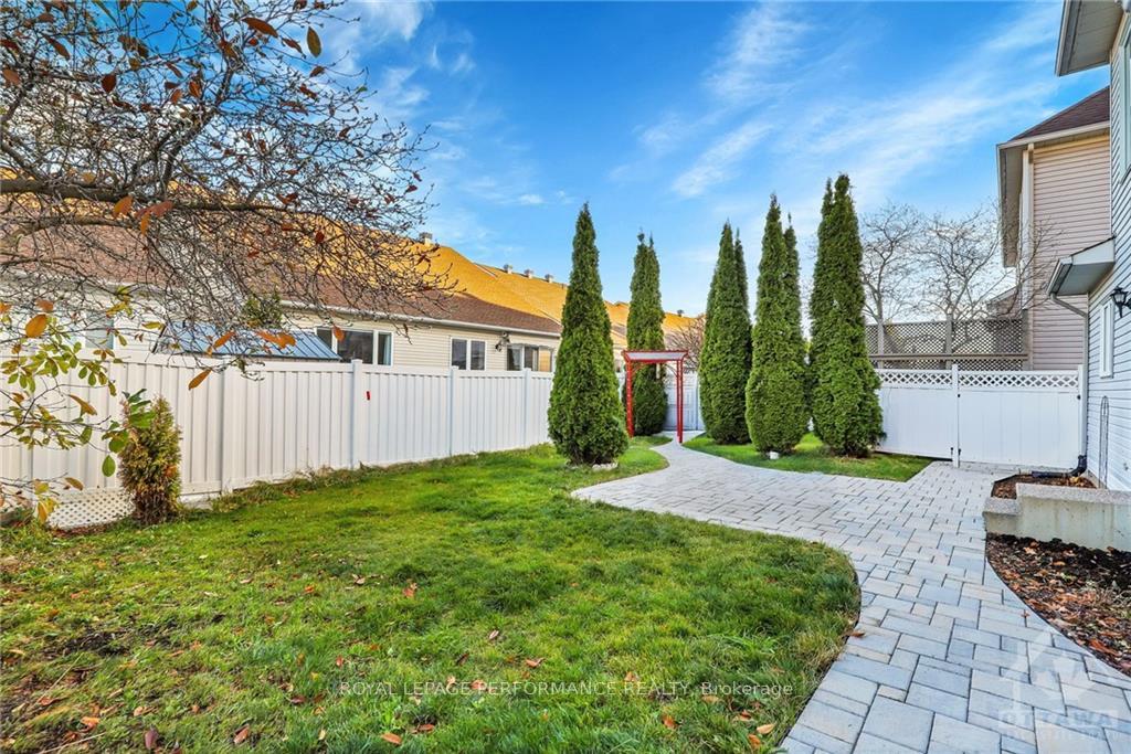 Photo 30 of 2103 Esprit Drive, Ottawa, Avalon East — HOMEH
